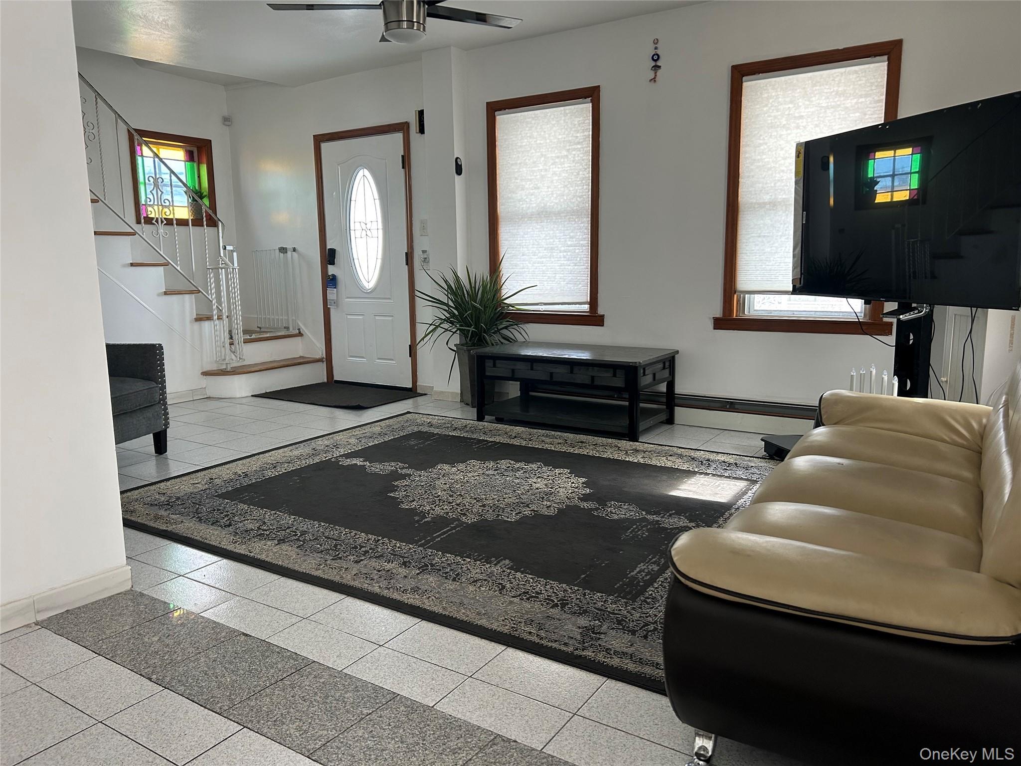 #7 photo, 160 N Central Avenue, Valley Stream , NY 11580