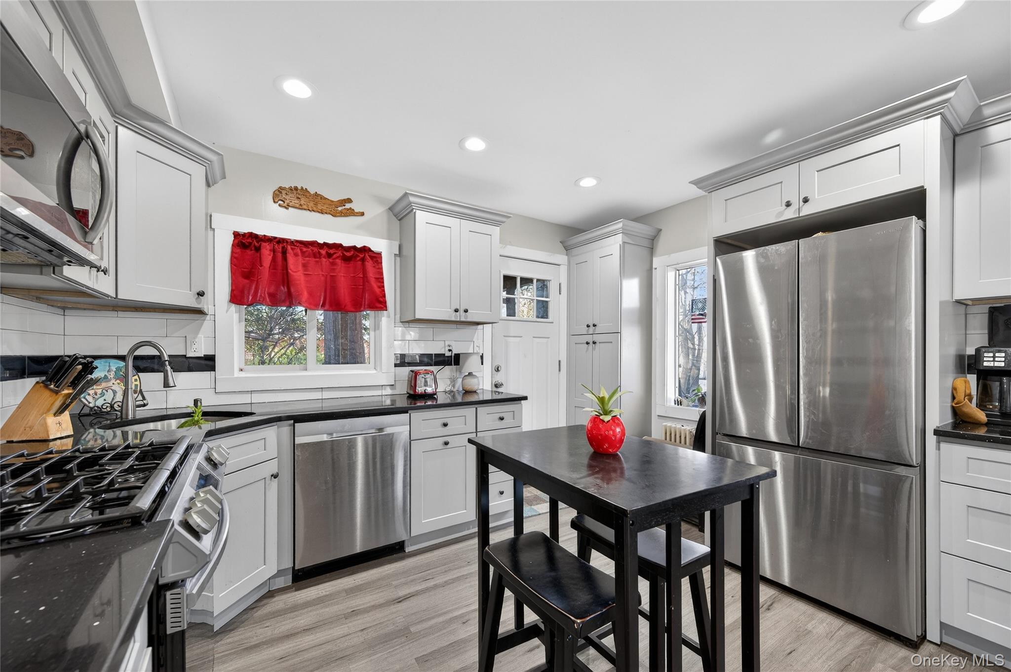 #10 photo, 2934 Dahlia Avenue, Baldwin , NY 11510