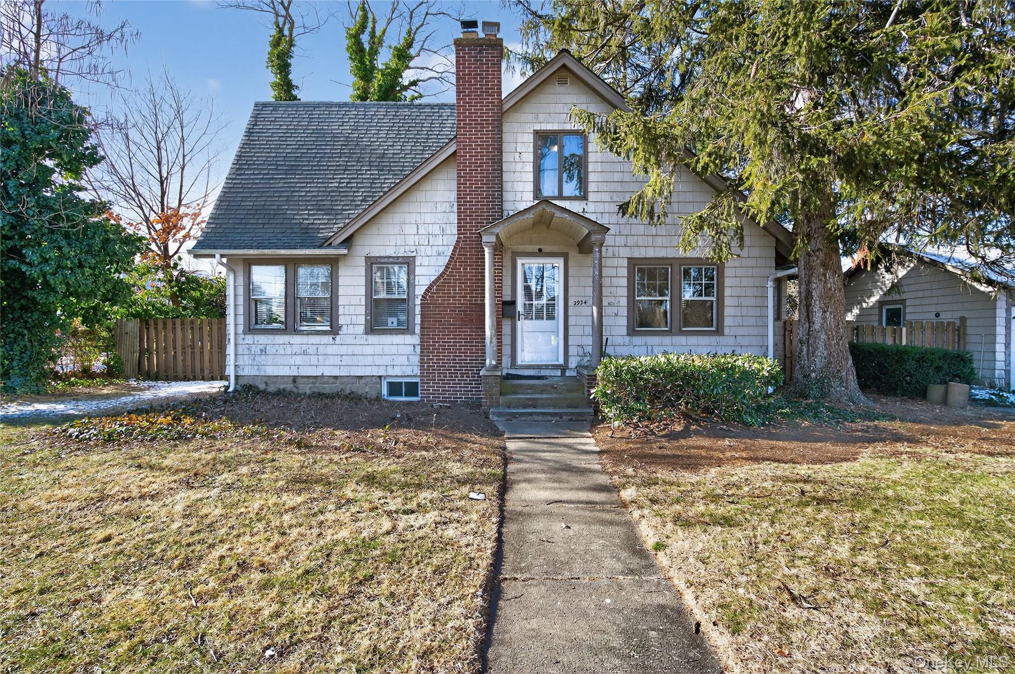 #3 photo, 2934 Dahlia Avenue, Baldwin , NY 11510