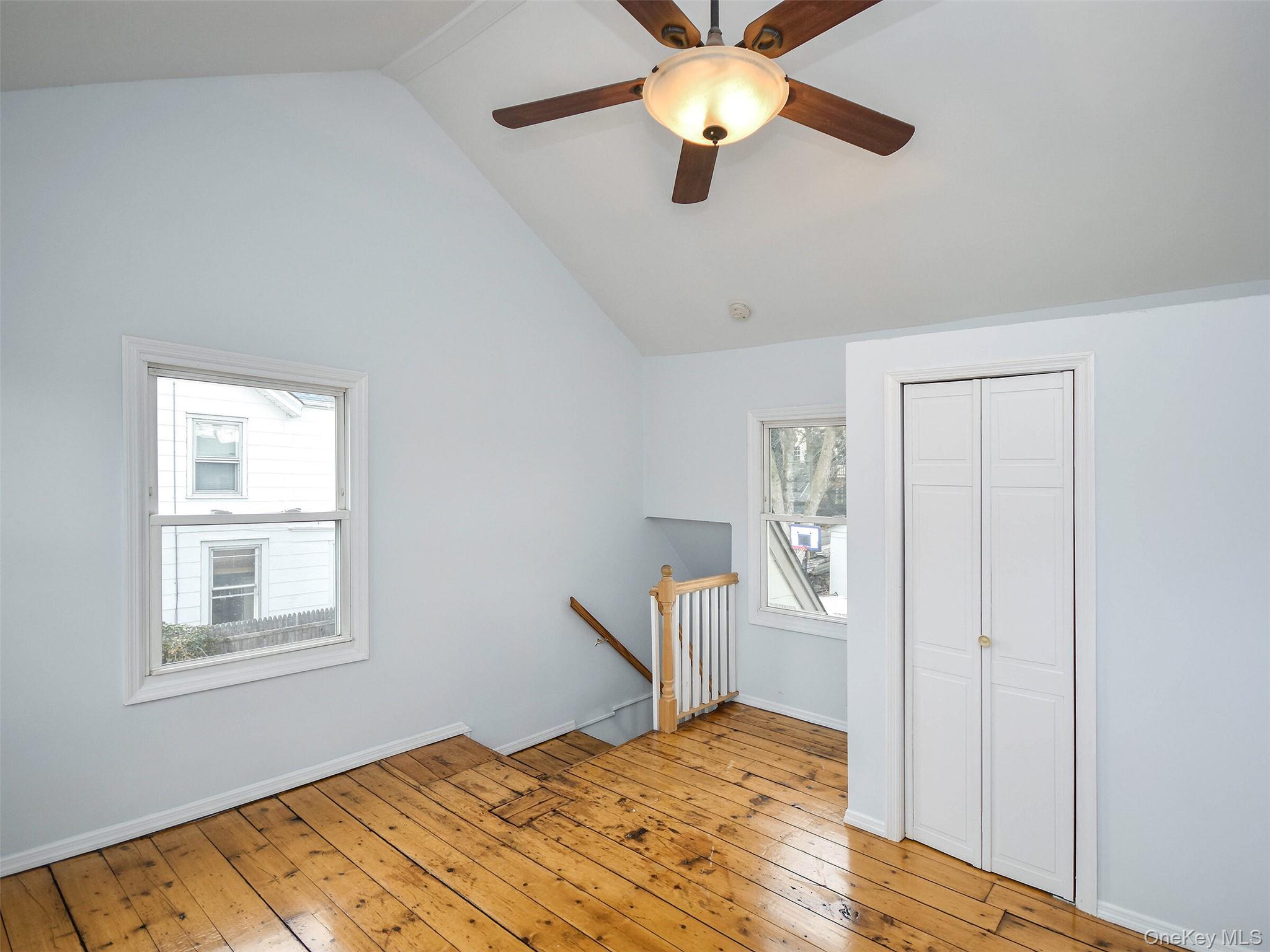 #20 photo, 12 2nd Avenue, Port Washington , NY 11050