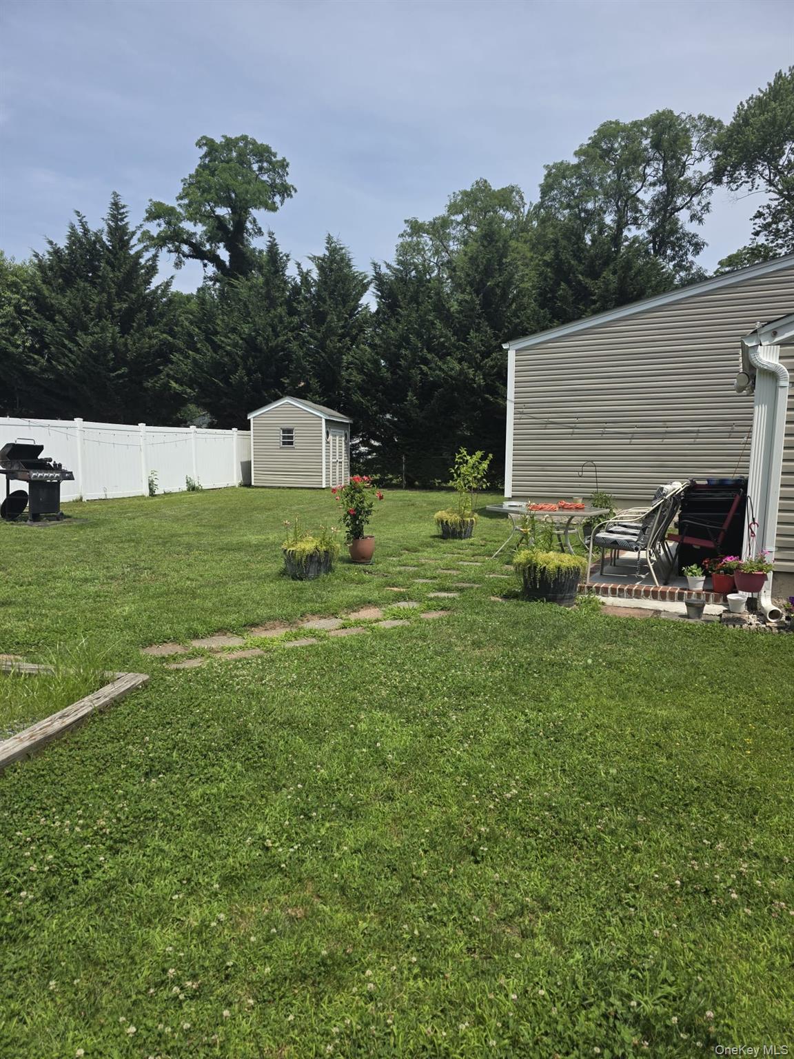 #10 photo, 23 Seaman Neck Road, Dix Hills , NY 11746