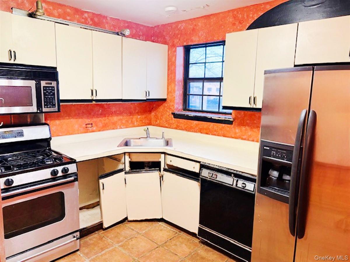 #5 photo, 7817 153rd Avenue, Howard Beach , NY 11414