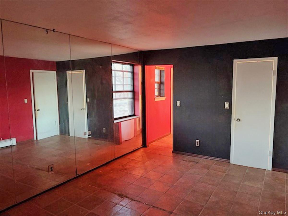 #7 photo, 7817 153rd Avenue, Howard Beach , NY 11414