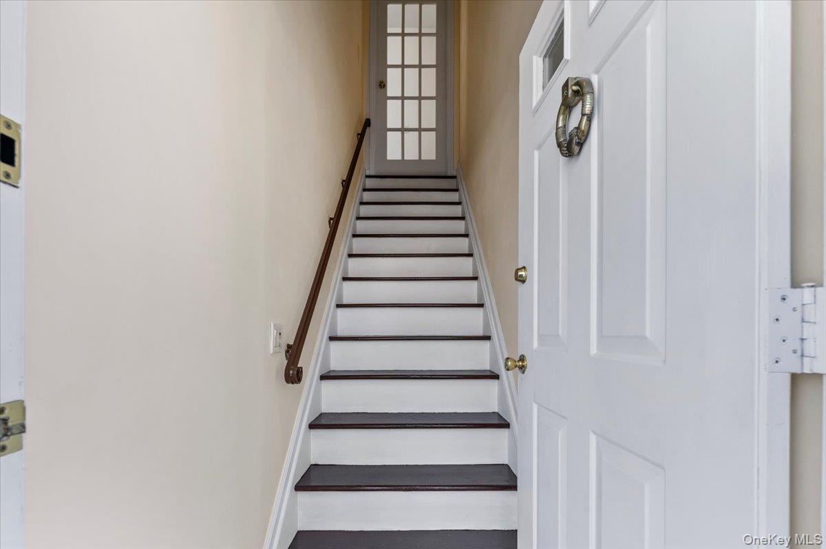 #2 photo, 20 Alex Lane, Glen Cove , NY 11542