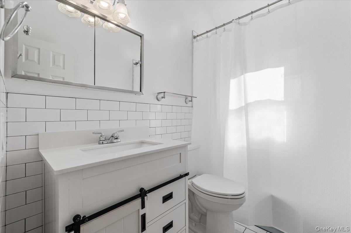 #20 photo, 20 Alex Lane, Glen Cove , NY 11542