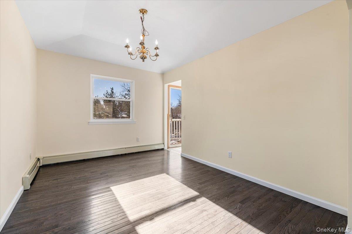 #7 photo, 20 Alex Lane, Glen Cove , NY 11542