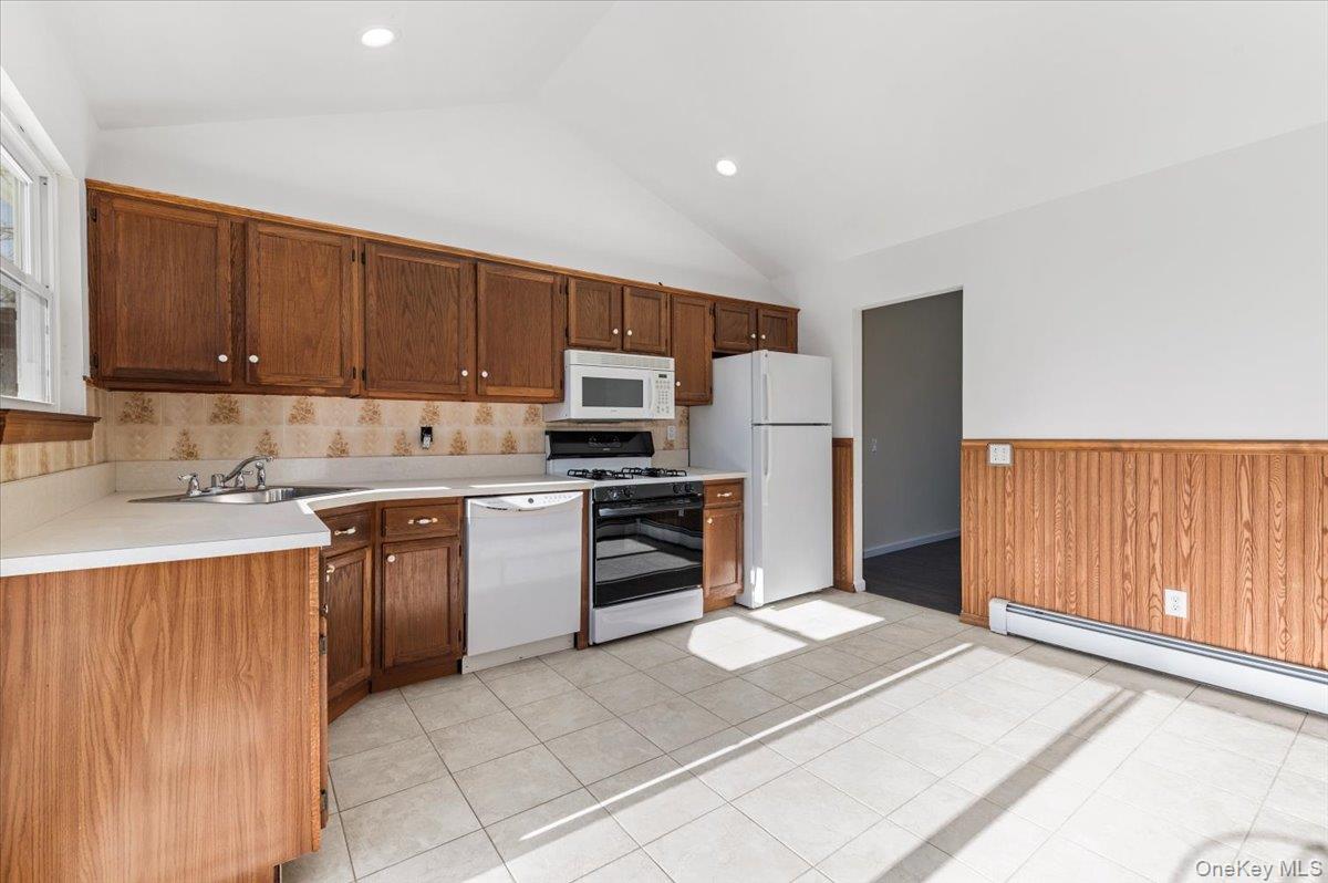 #9 photo, 20 Alex Lane, Glen Cove , NY 11542