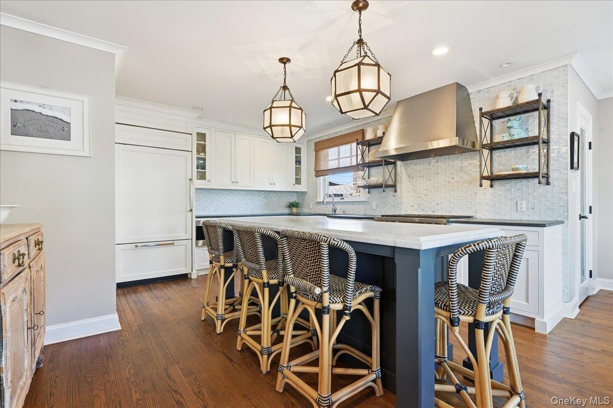 #12 photo, 156 Beach 147th Street, Neponsit , NY 11694