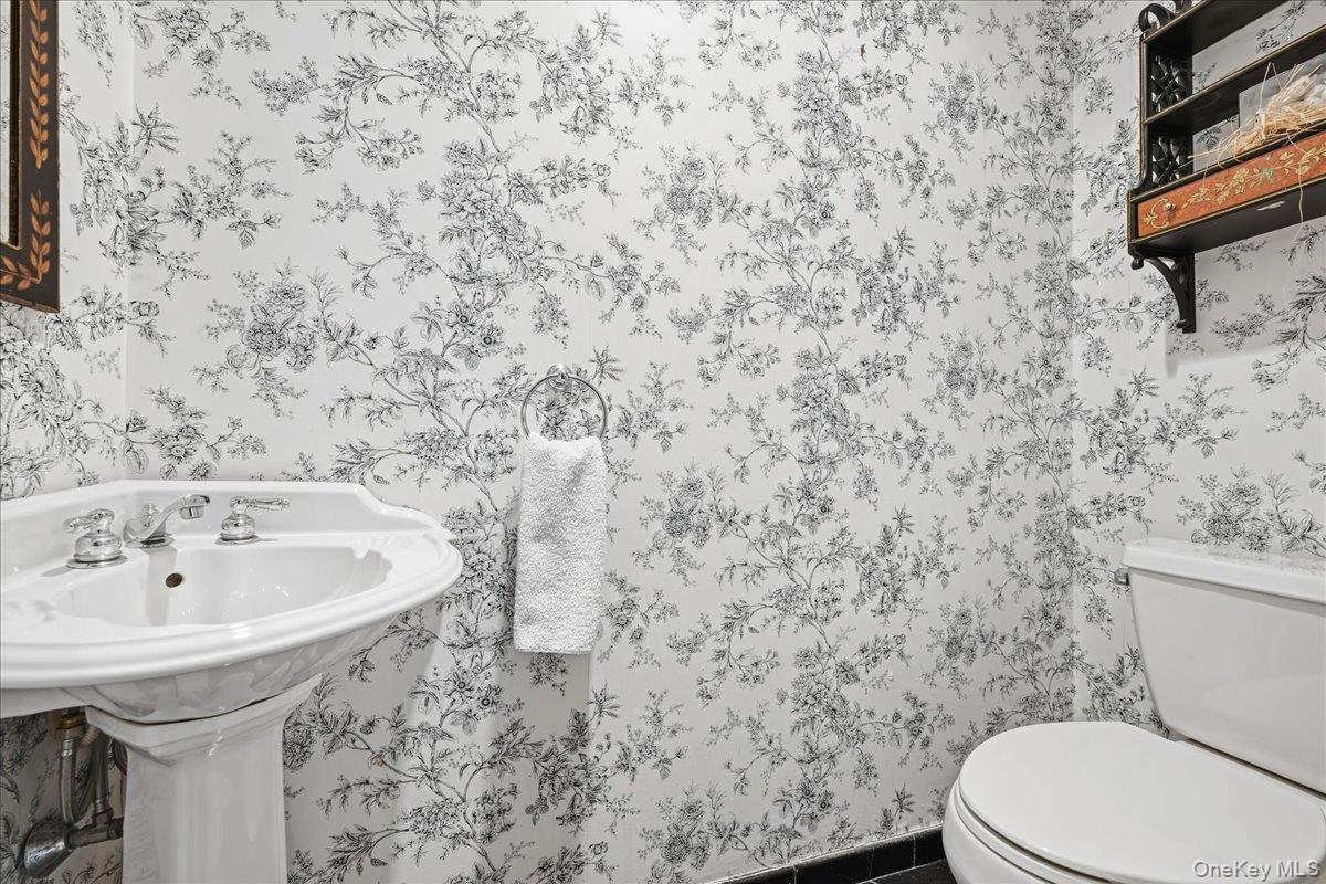 #17 photo, 156 Beach 147th Street, Neponsit , NY 11694