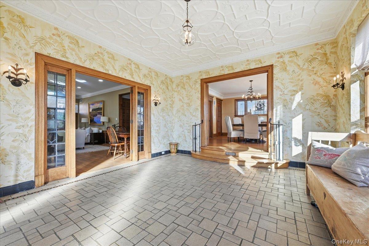 #4 photo, 156 Beach 147th Street, Neponsit , NY 11694