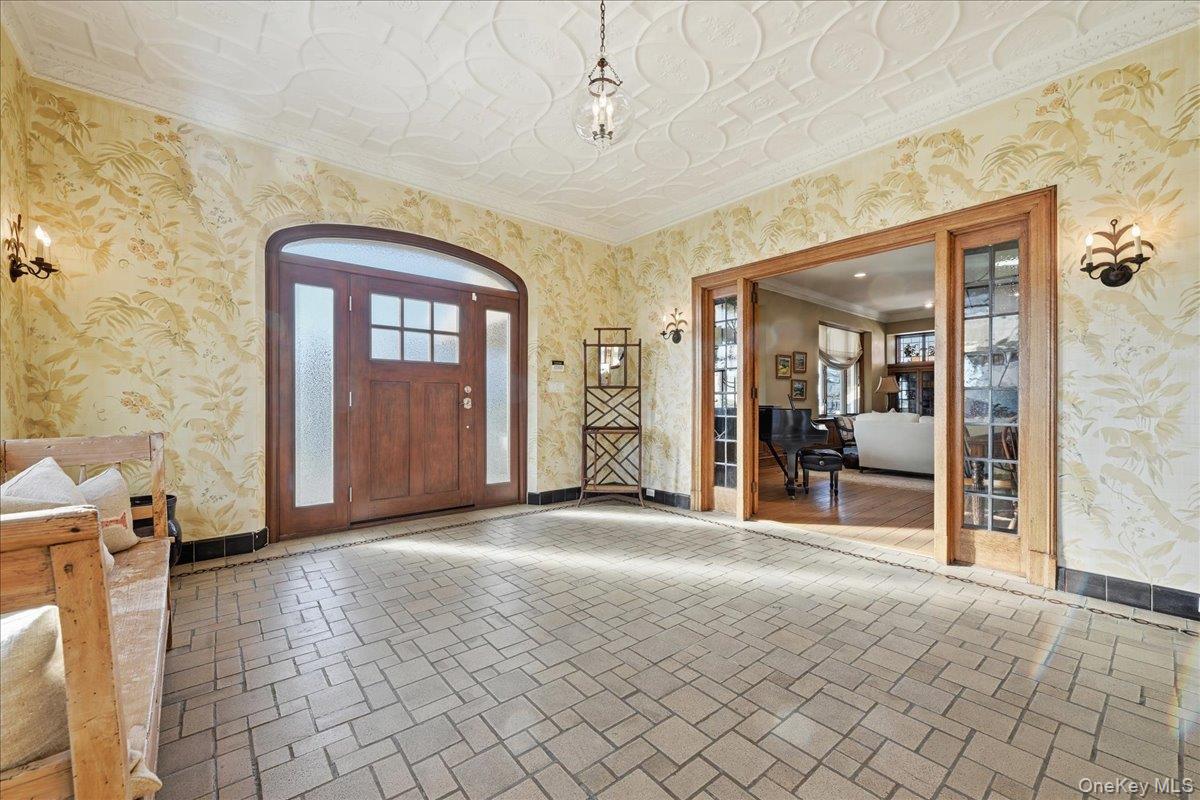 #5 photo, 156 Beach 147th Street, Neponsit , NY 11694