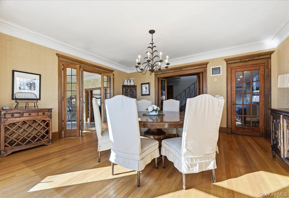 #8 photo, 156 Beach 147th Street, Neponsit , NY 11694