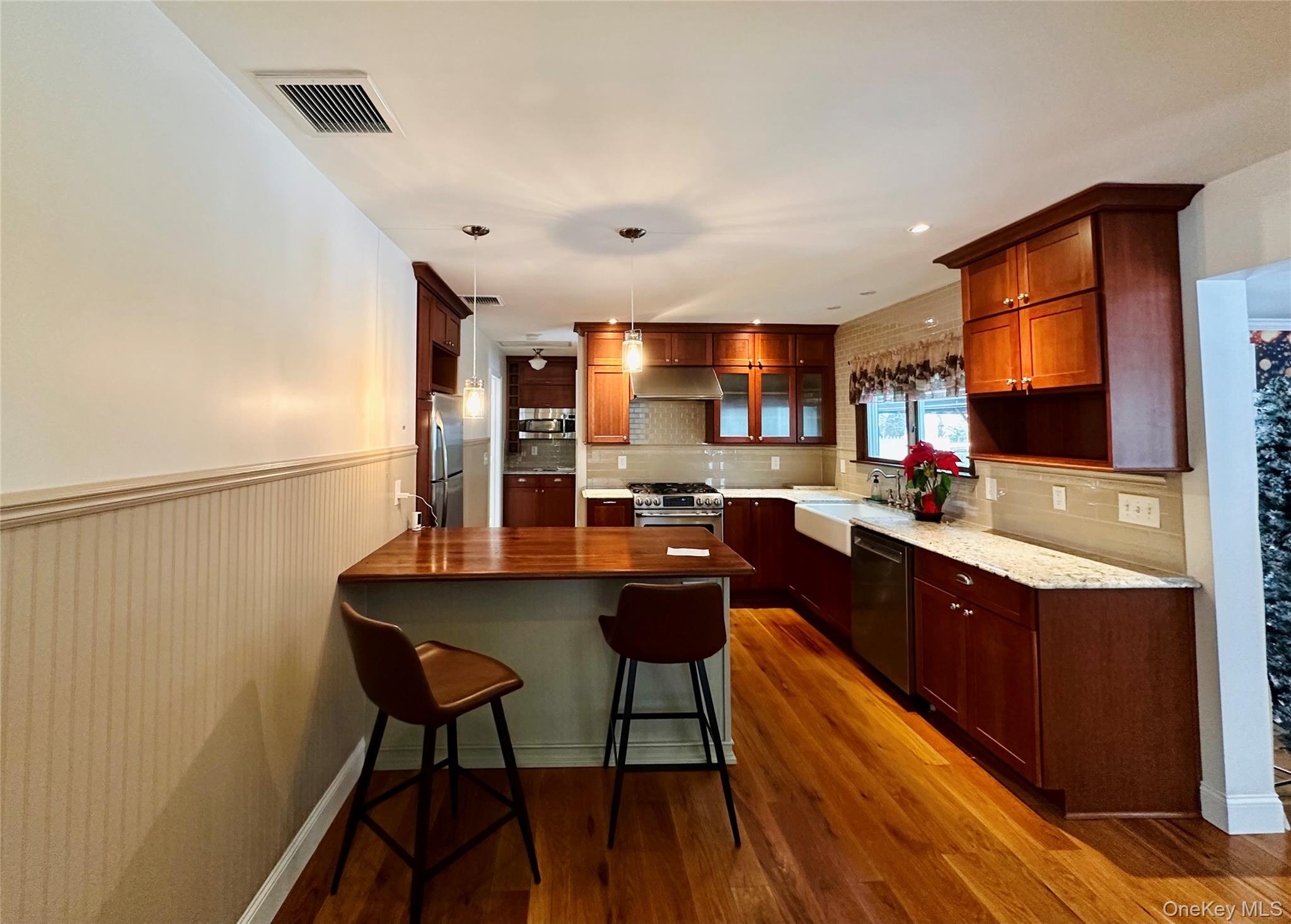 #4 photo, 3191 Route 9, Cold Spring , NY 10516