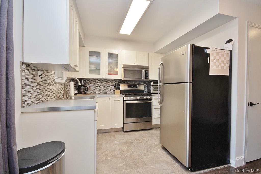 #5 photo, 14 Somerset Drive, Suffern , NY 10901