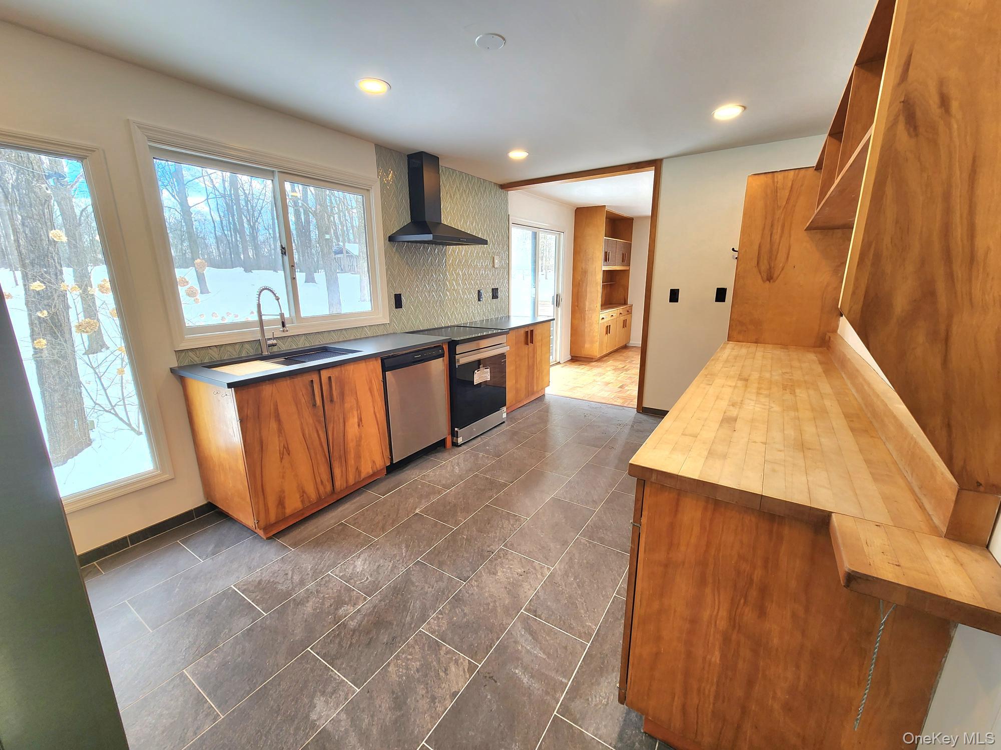 #5 photo, 568 River Road, Rhinebeck , NY 12572