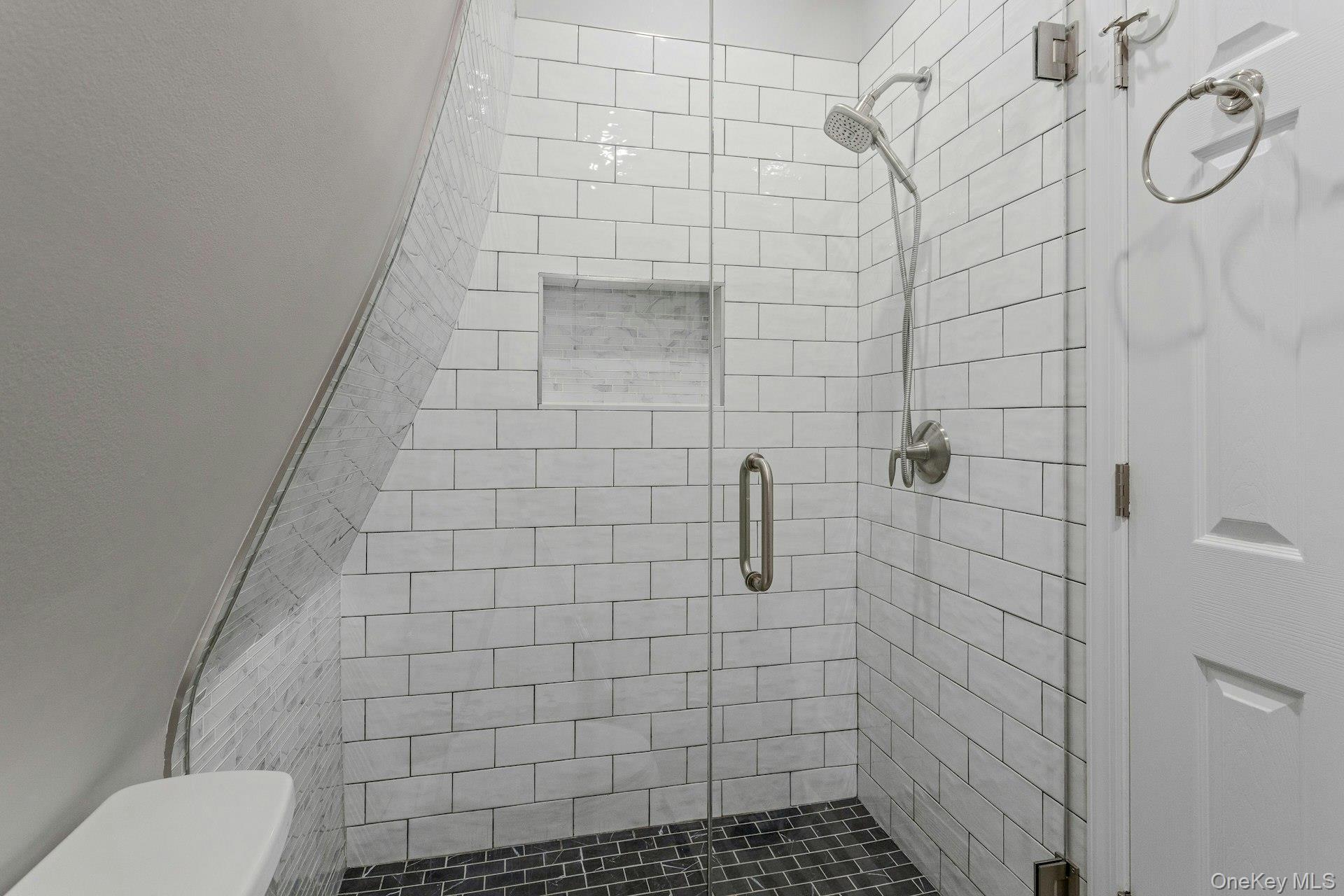 #8 photo, 11 Edgemont Road, Katonah , NY 10536