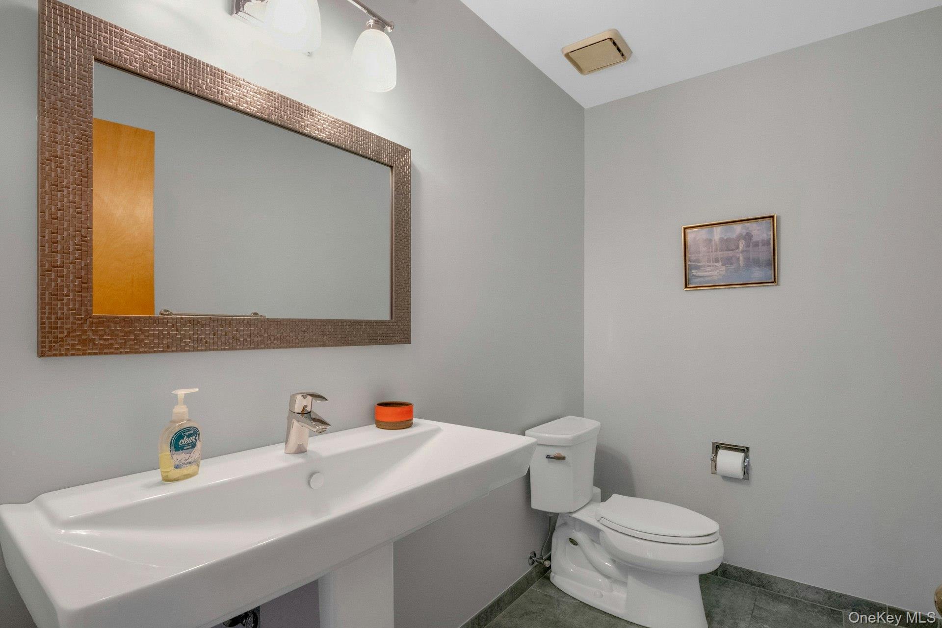 #17 photo, 637 Long Hill Road, Briarcliff Manor , NY 10510