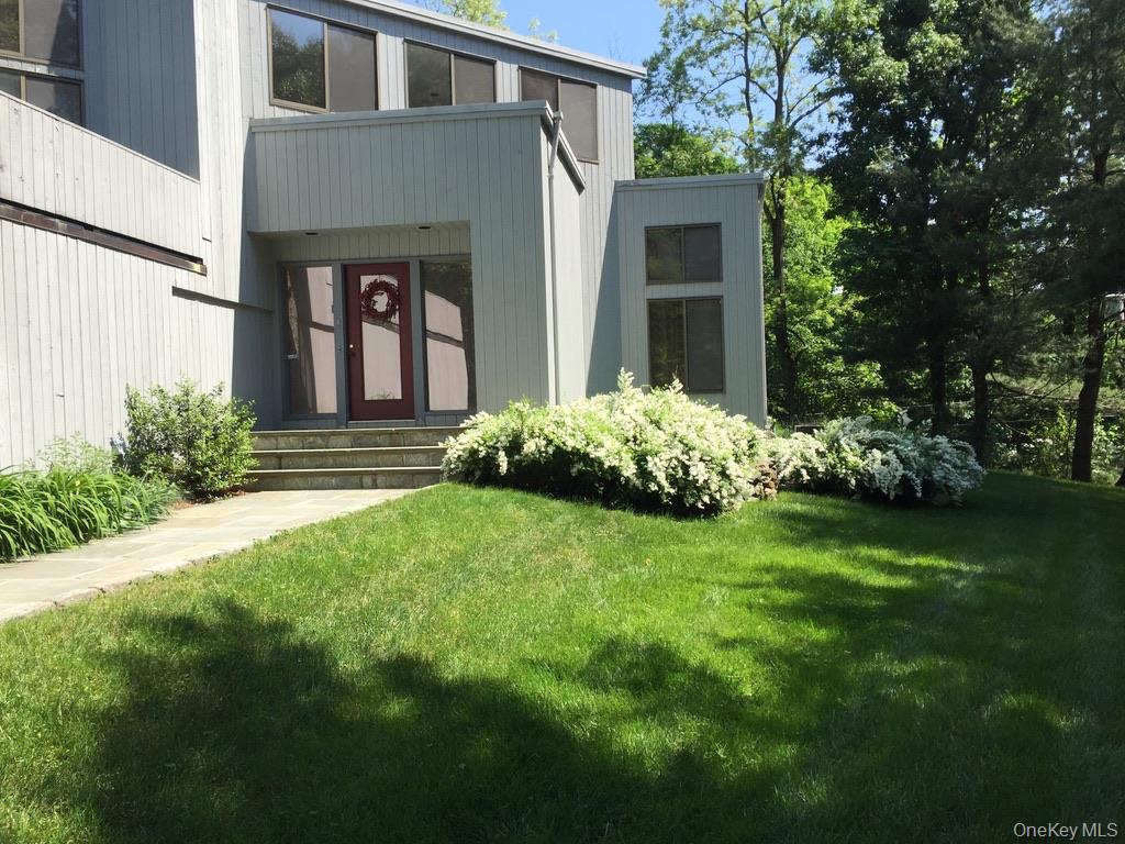 #3 photo, 637 Long Hill Road, Briarcliff Manor , NY 10510