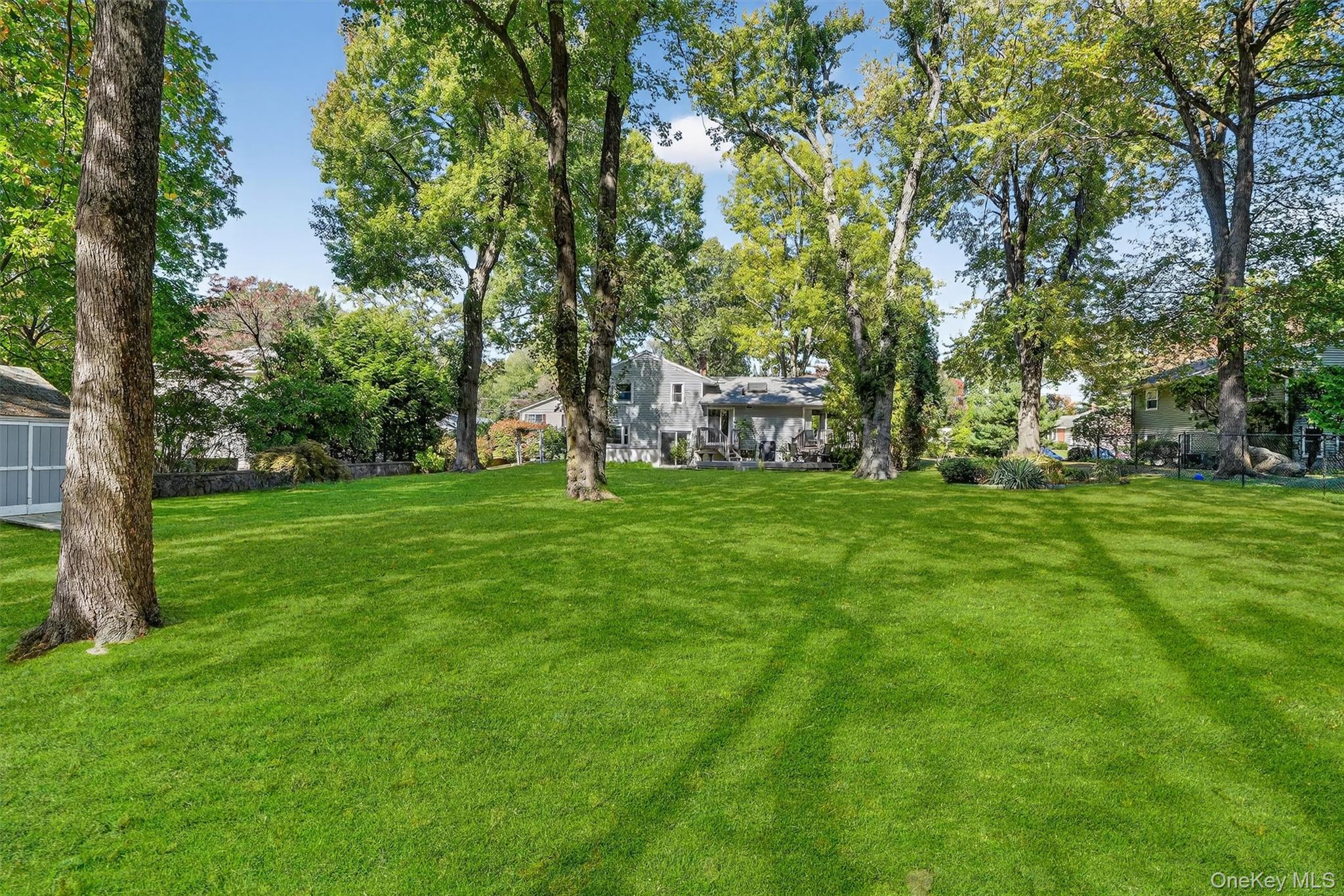 #12 photo, 24 Whitewood Road, White Plains , NY 10603