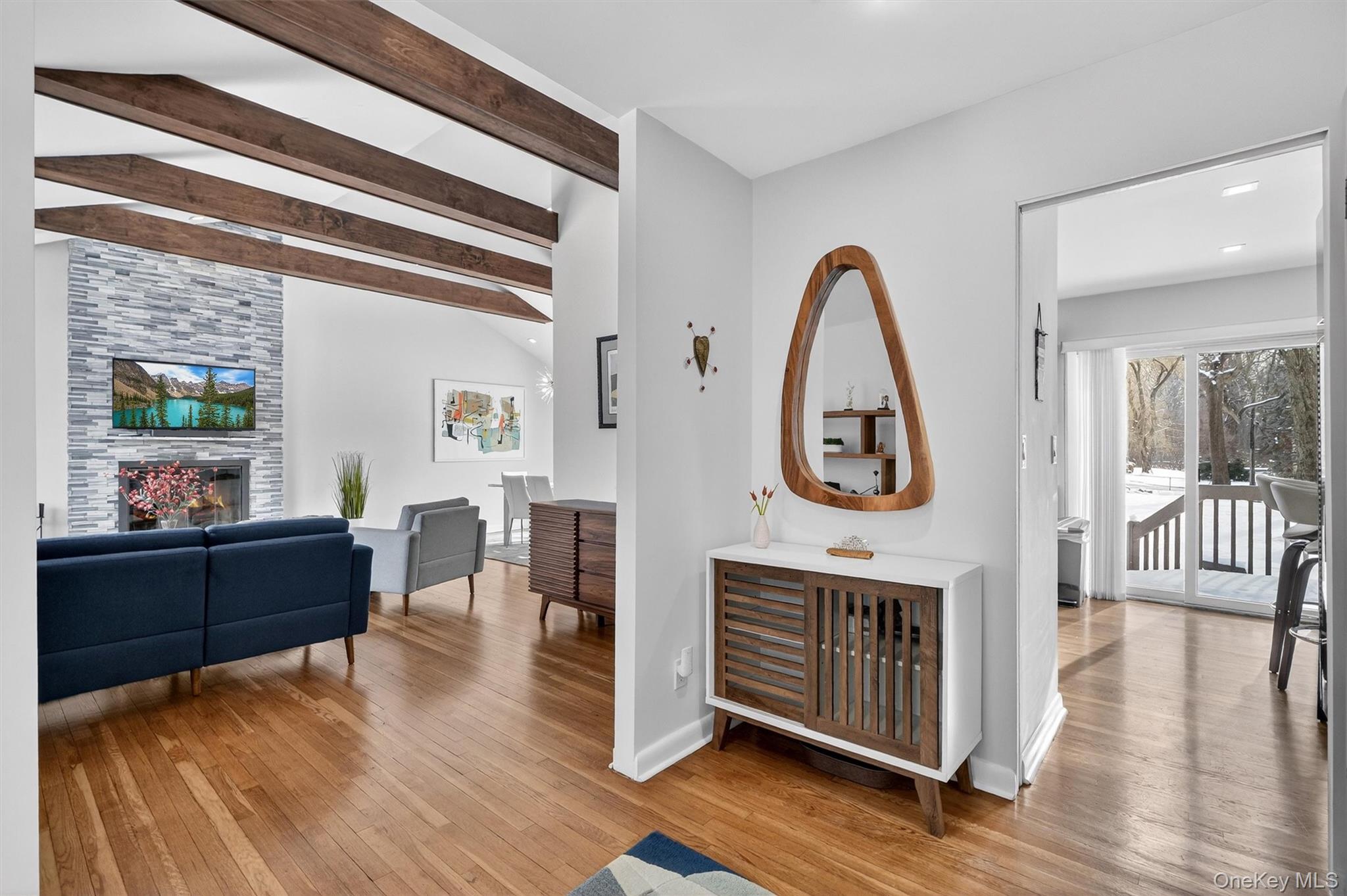 #15 photo, 24 Whitewood Road, White Plains , NY 10603