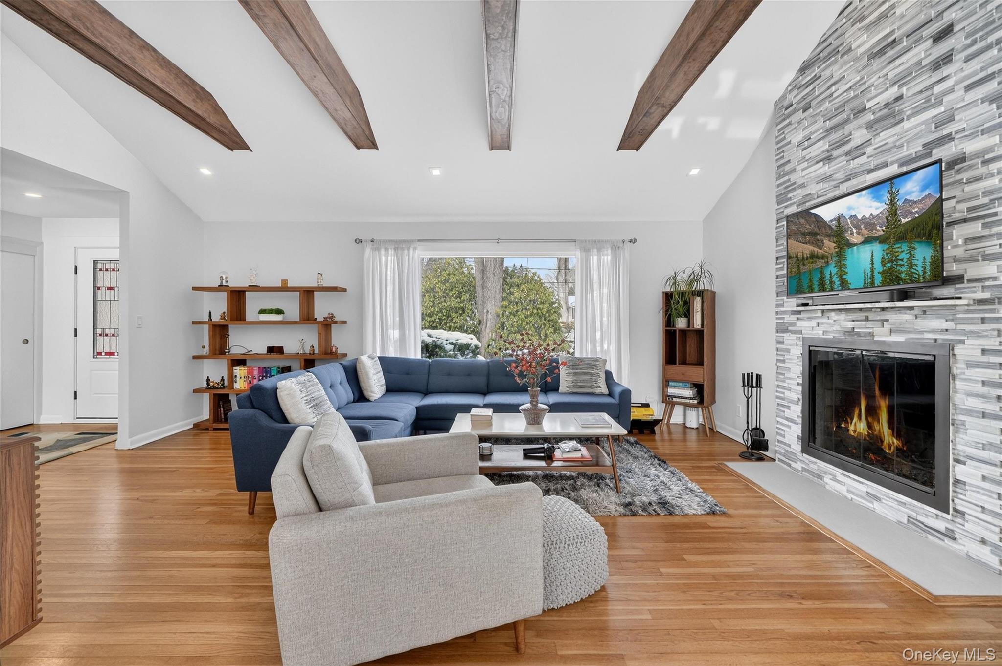 #20 photo, 24 Whitewood Road, White Plains , NY 10603