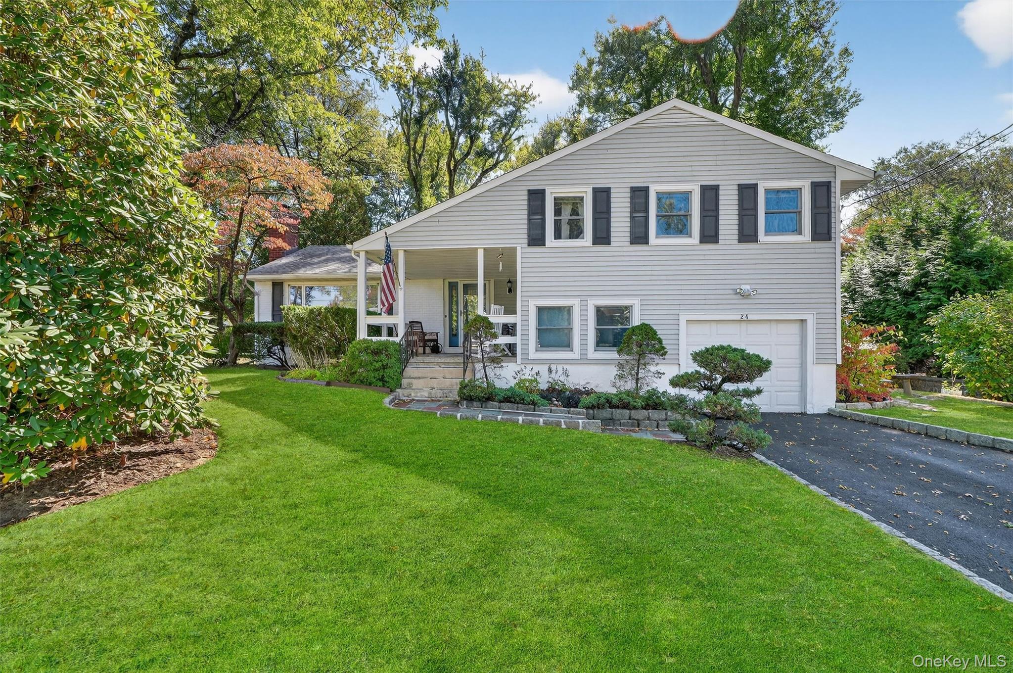 #4 photo, 24 Whitewood Road, White Plains , NY 10603