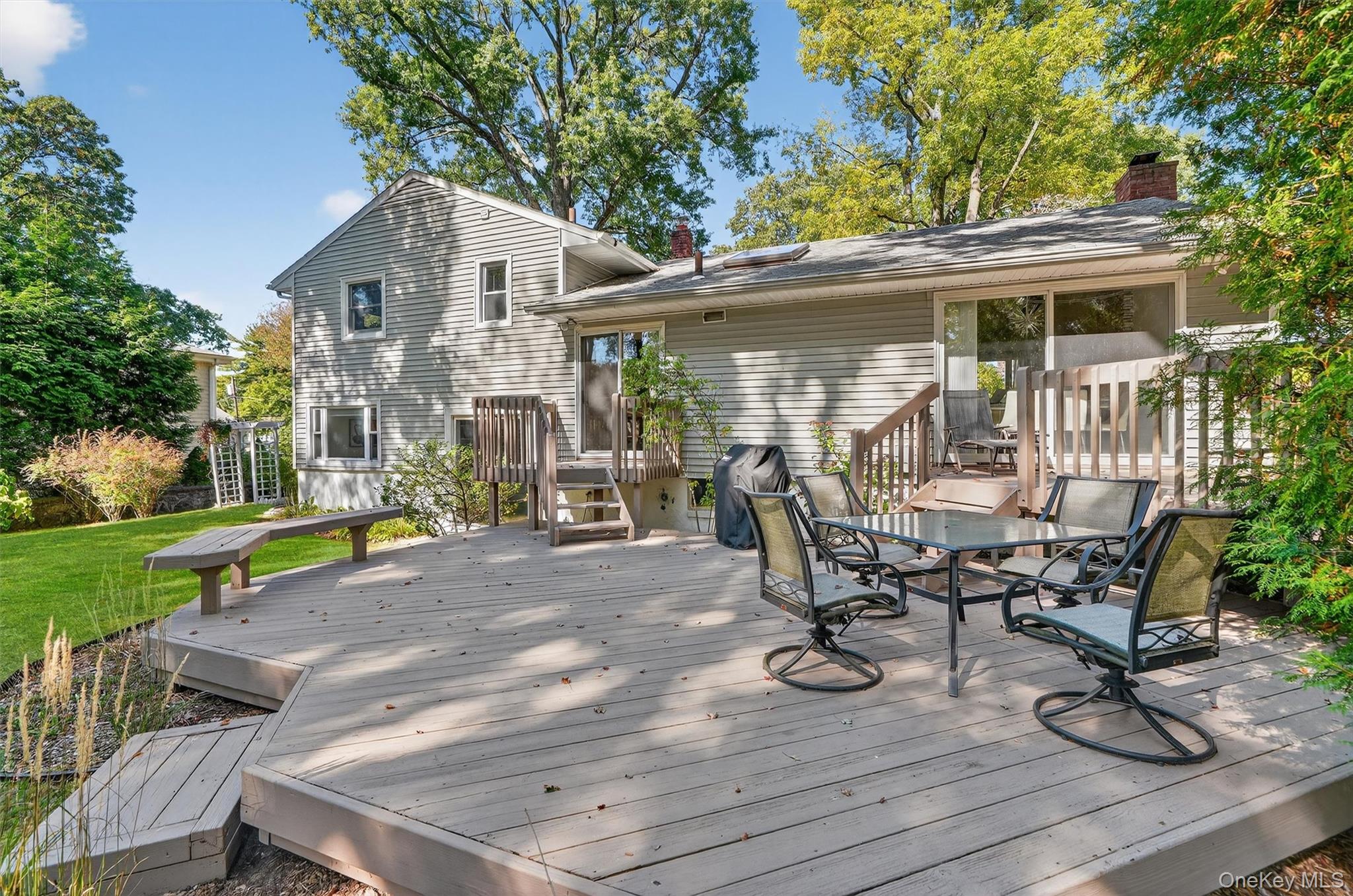 #8 photo, 24 Whitewood Road, White Plains , NY 10603