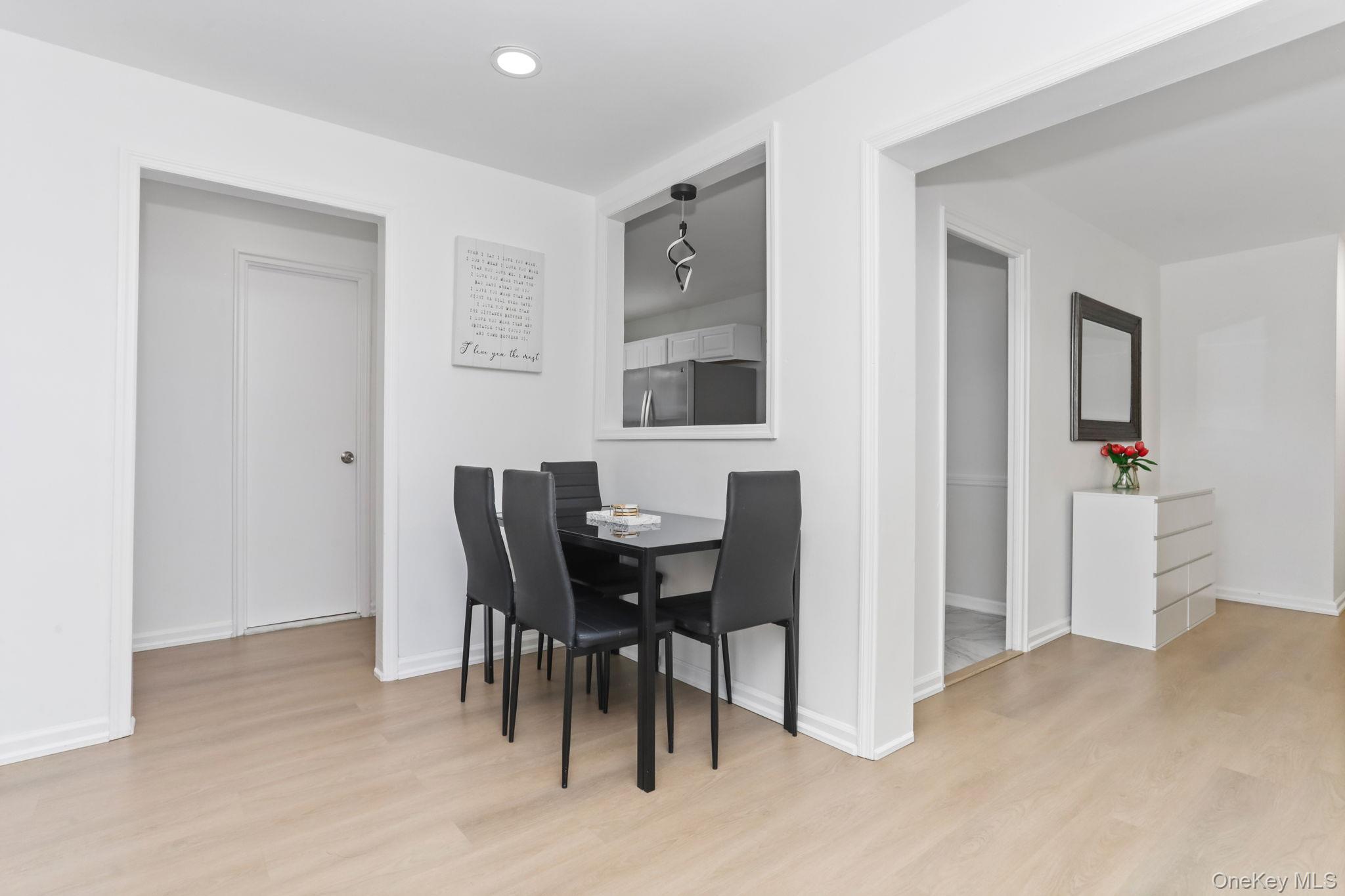 #5 photo, 450 Pelham Road, New Rochelle , NY 10805