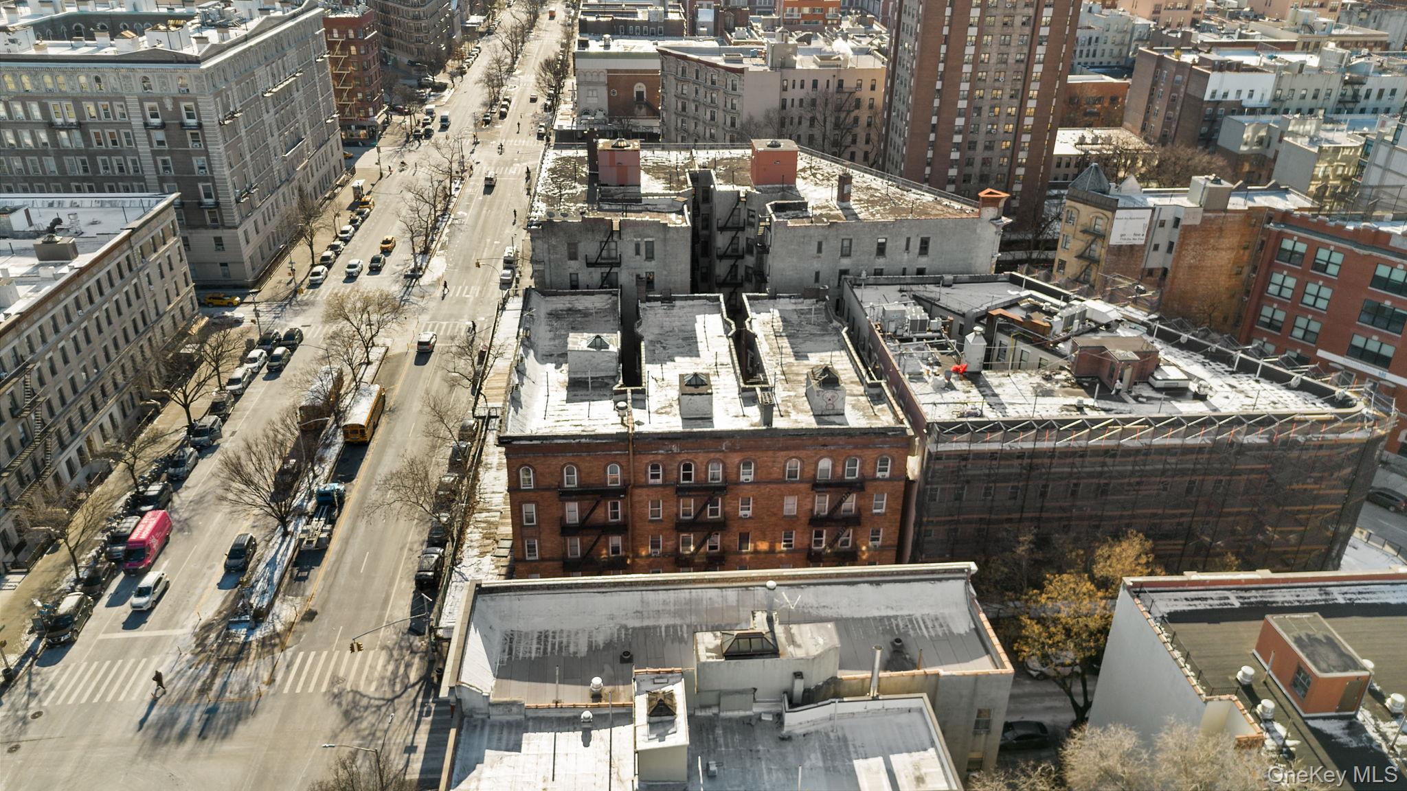 #12 photo, 202 W 118th St, New York (Manhattan) , NY 10026