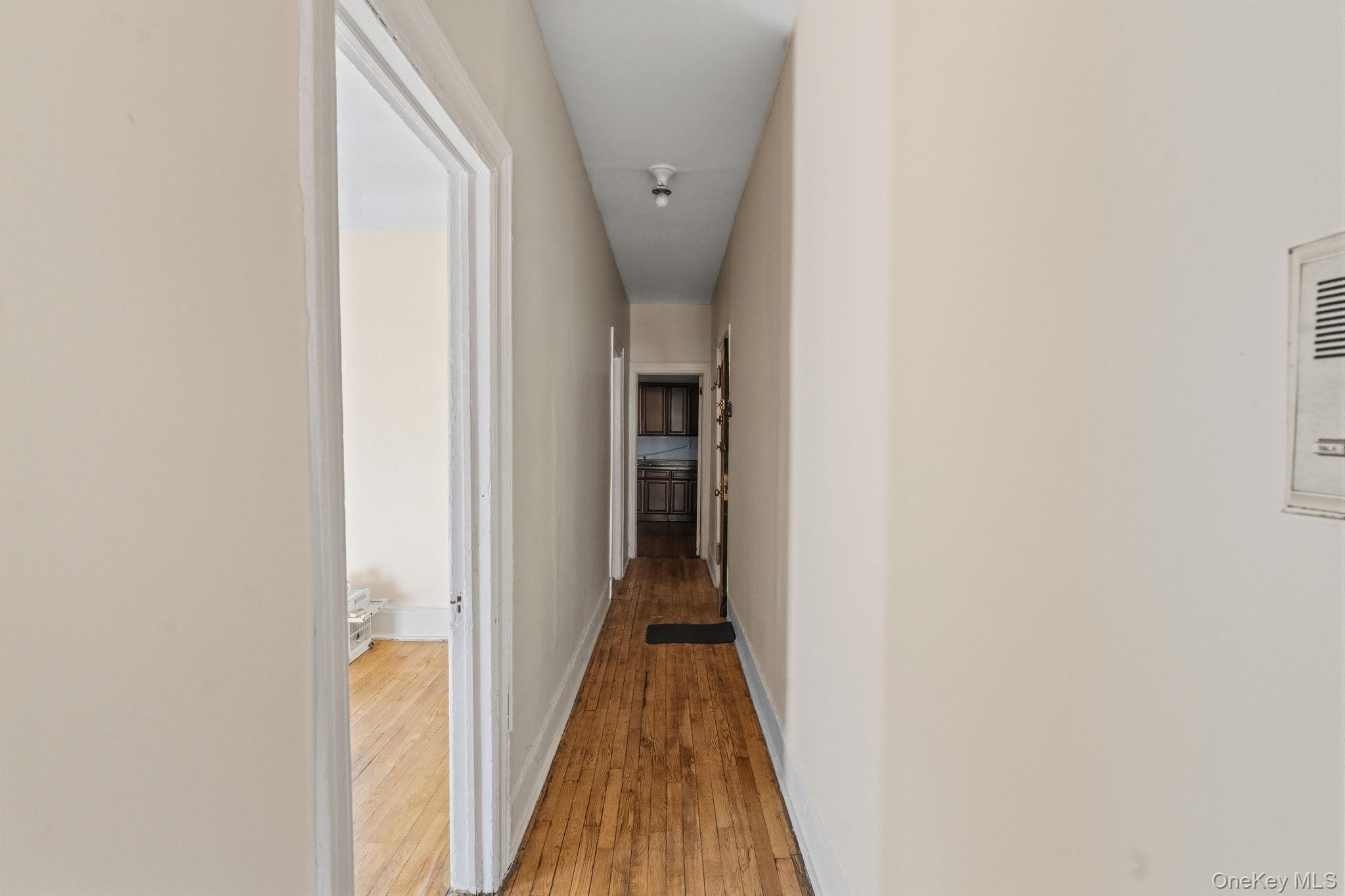 #9 photo, 202 W 118th St, New York (Manhattan) , NY 10026