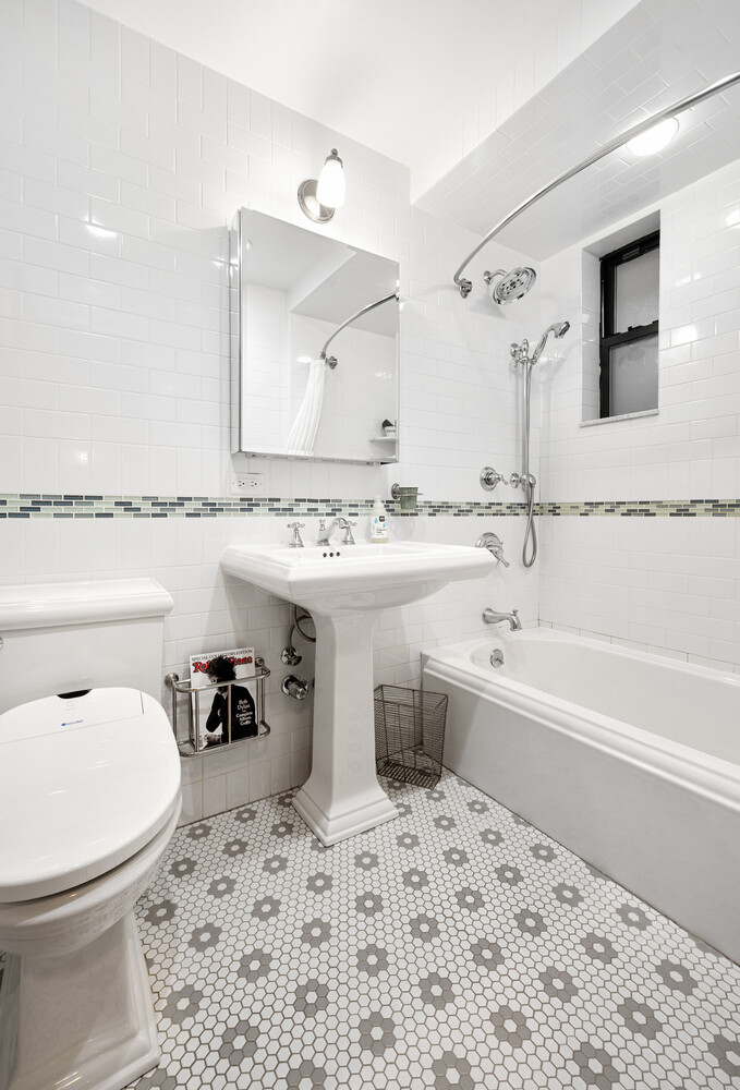 #10 photo, 69 PINEAPPLE Street, Brooklyn Heights , NY 11201