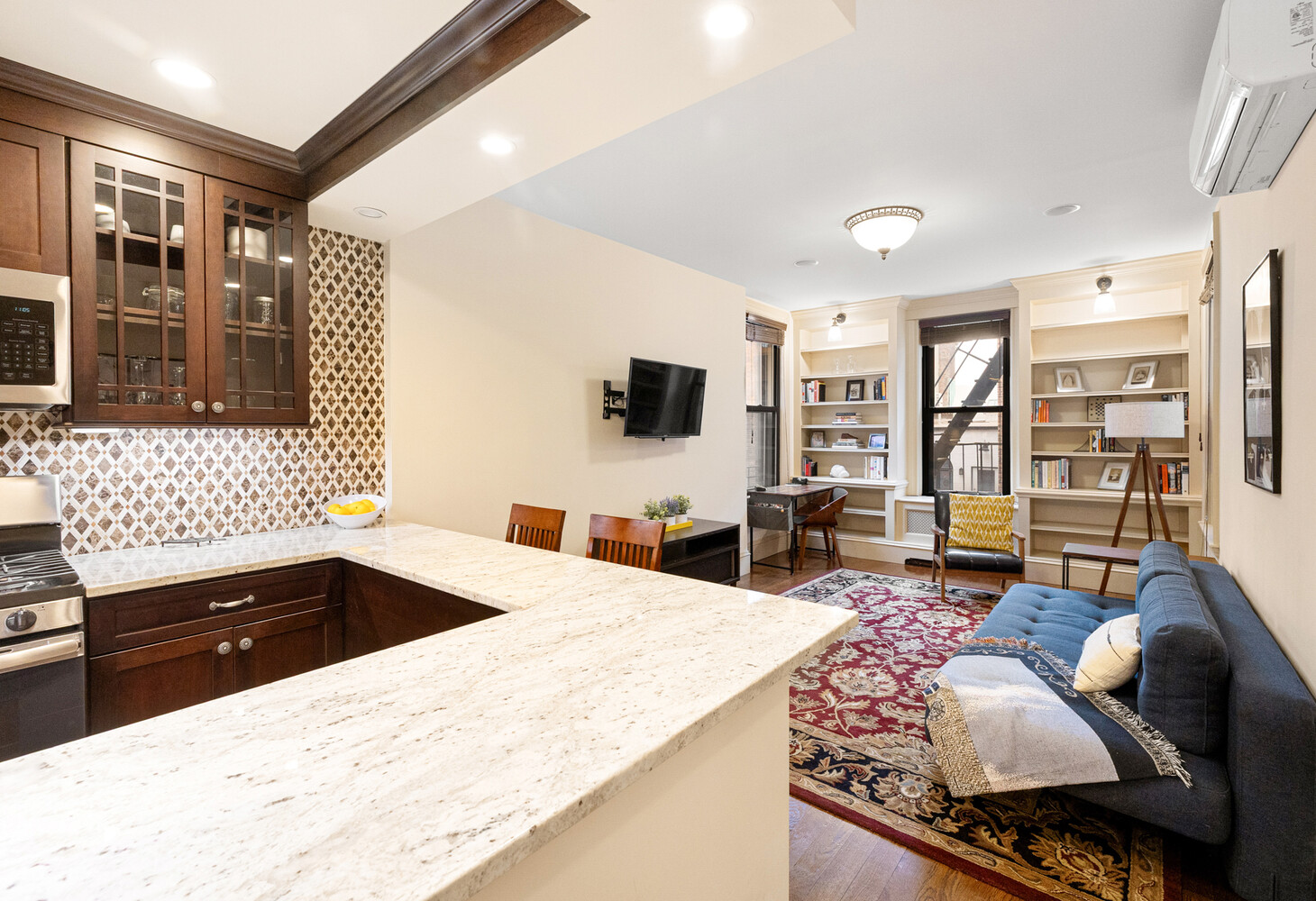 #4 photo, 69 PINEAPPLE Street, Brooklyn Heights , NY 11201