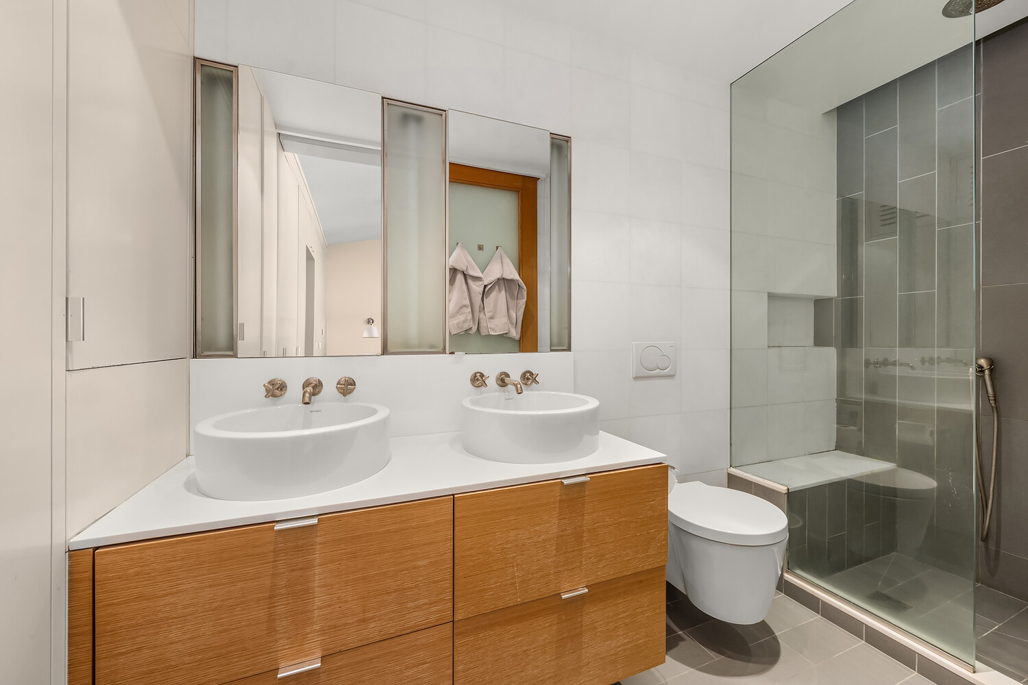 #13 photo, 33 W 93RD Street, Upper West Side , NY 10025