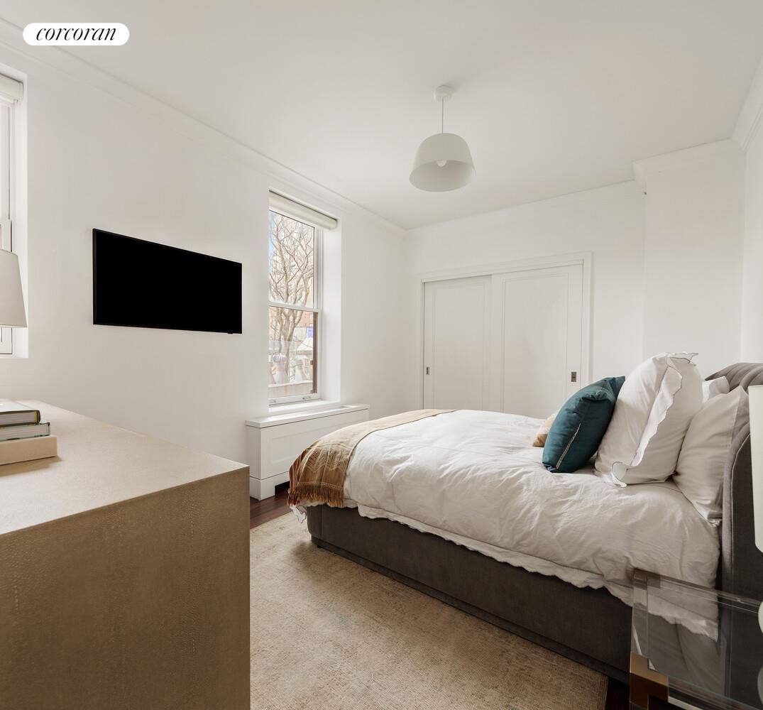 #11 photo, 31 W 11TH Street, Манхэттен ‖ Greenwich Village , NY 10011