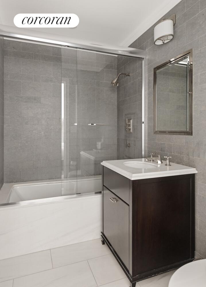 #12 photo, 31 W 11TH Street, Манхэттен ‖ Greenwich Village , NY 10011