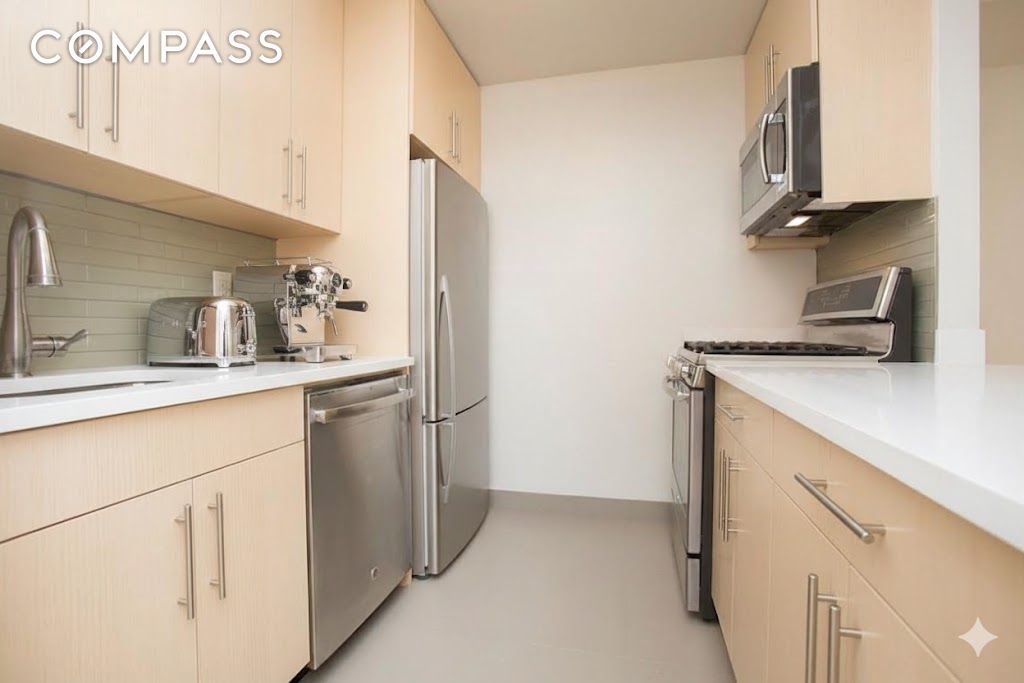 #4 photo, New York City, West Village , NY 10014