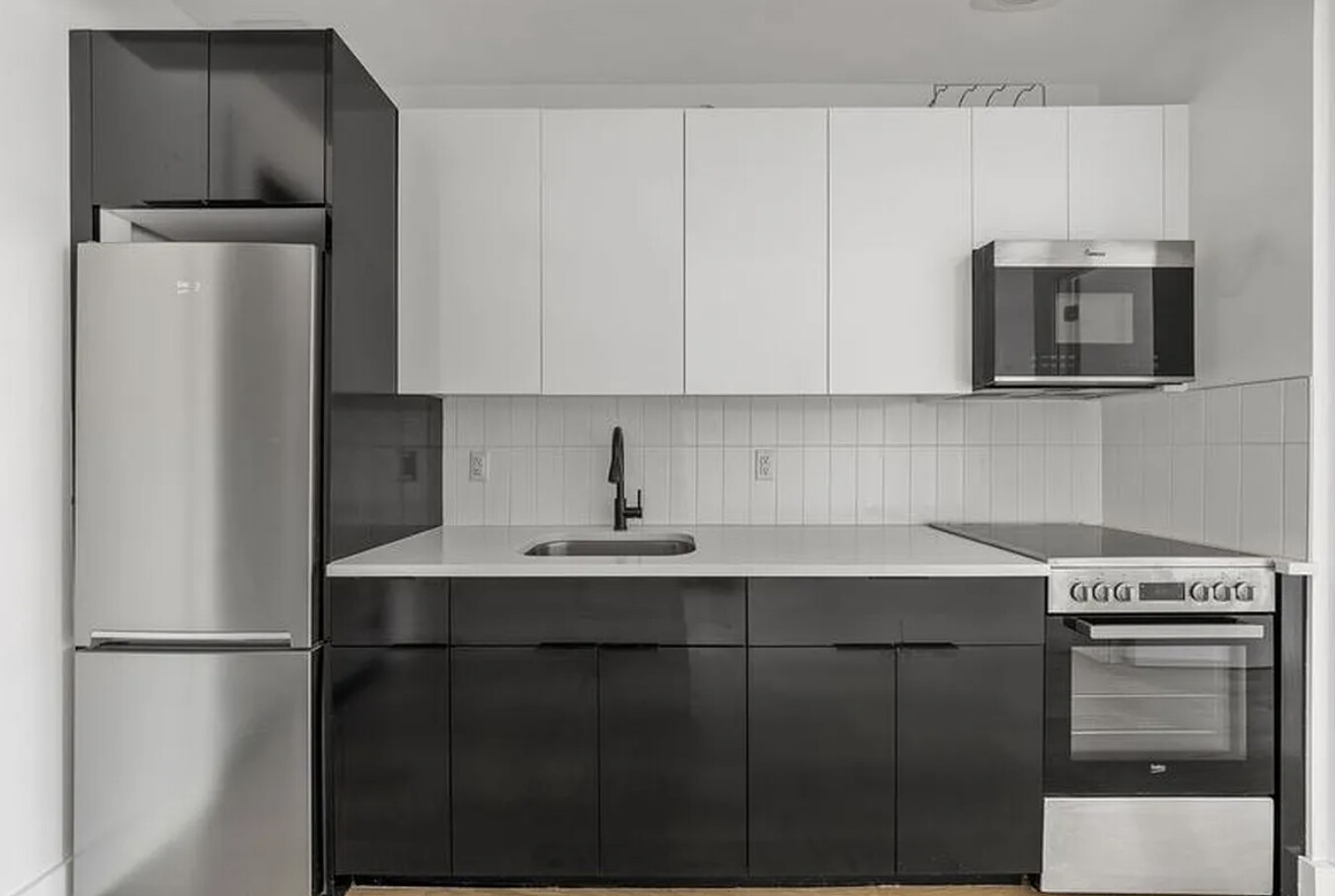 #3 photo, 1042 PRESIDENT Street, Crown Heights , NY 11225