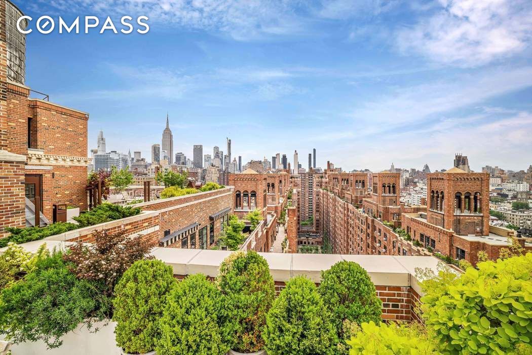 #9 photo, 405 W 23rd Street, Chelsea , NY 10011