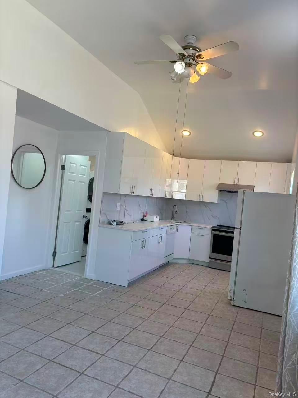 #3 photo, 439 Newbridge Road, East Meadow , NY 11554