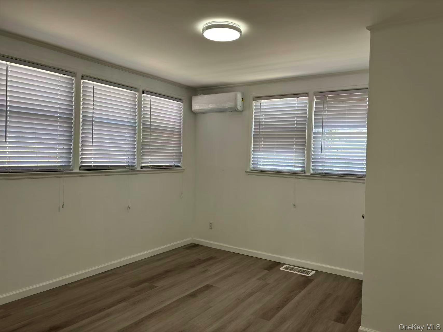 #5 photo, 439 Newbridge Road, East Meadow , NY 11554