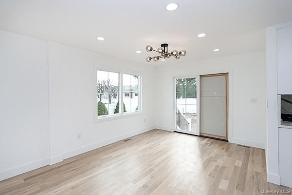 #15 photo, 92 Kings Walk, Massapequa Park , NY 11762