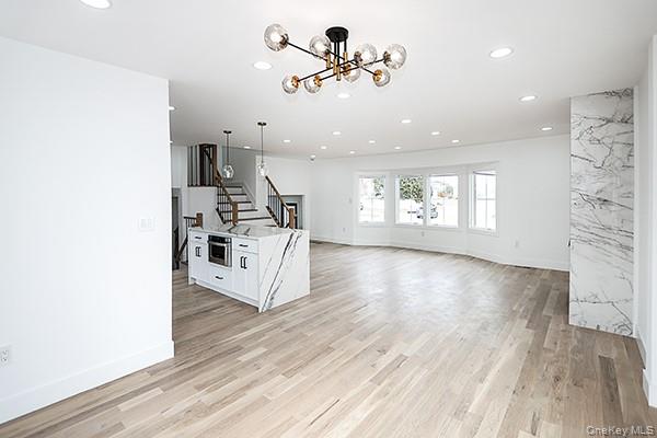 #17 photo, 92 Kings Walk, Massapequa Park , NY 11762