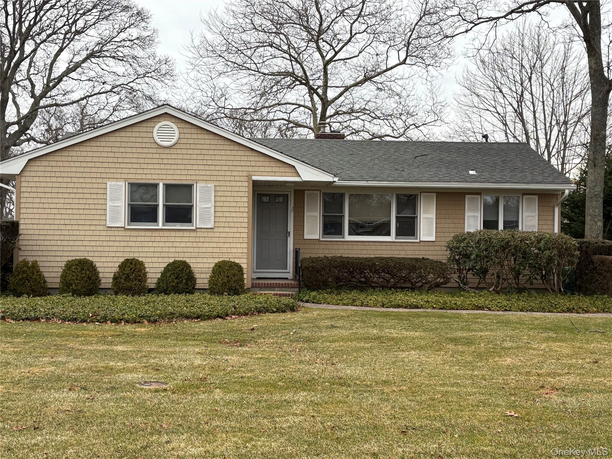 #1 photo, 17 Whiting Road, East Quogue , NY 11942