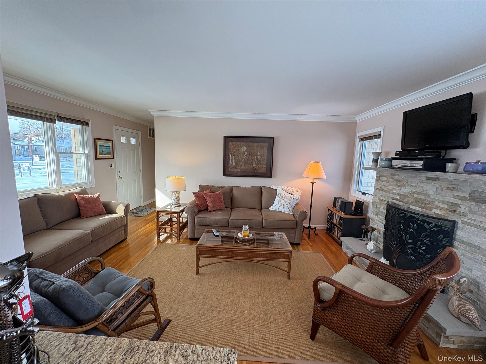 #15 photo, 17 Whiting Road, East Quogue , NY 11942