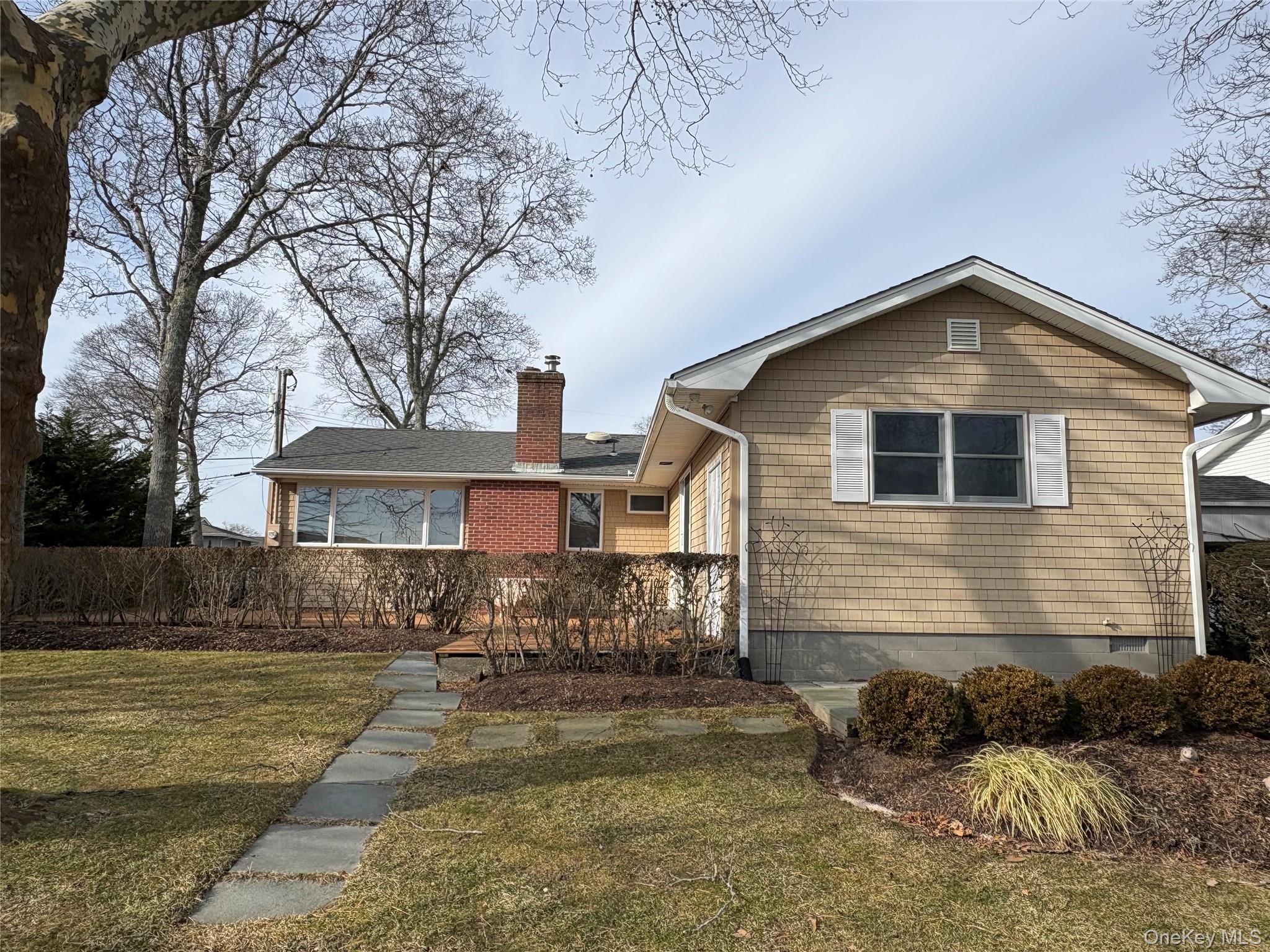 #4 photo, 17 Whiting Road, East Quogue , NY 11942