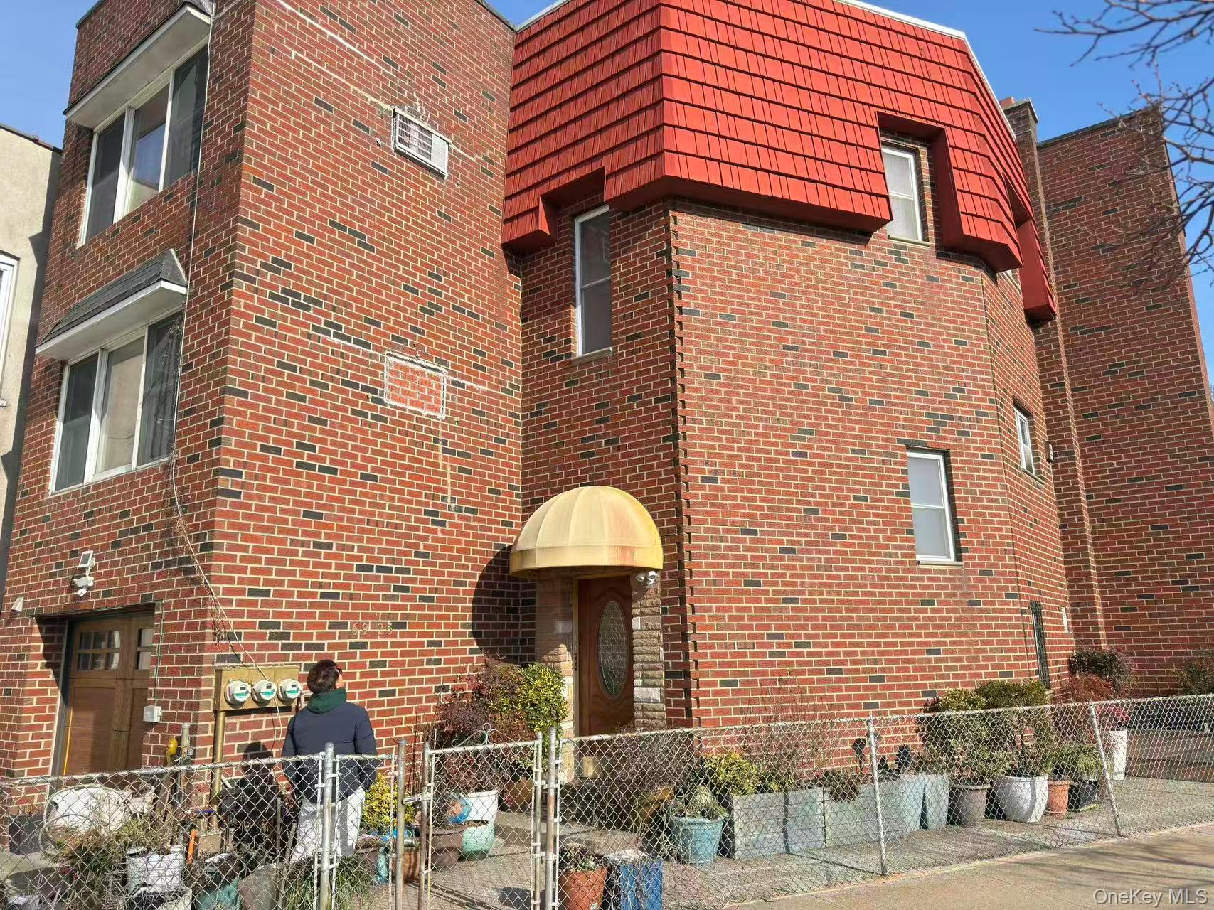 #2 photo, 6925 69th Place, Maspeth , NY 11387