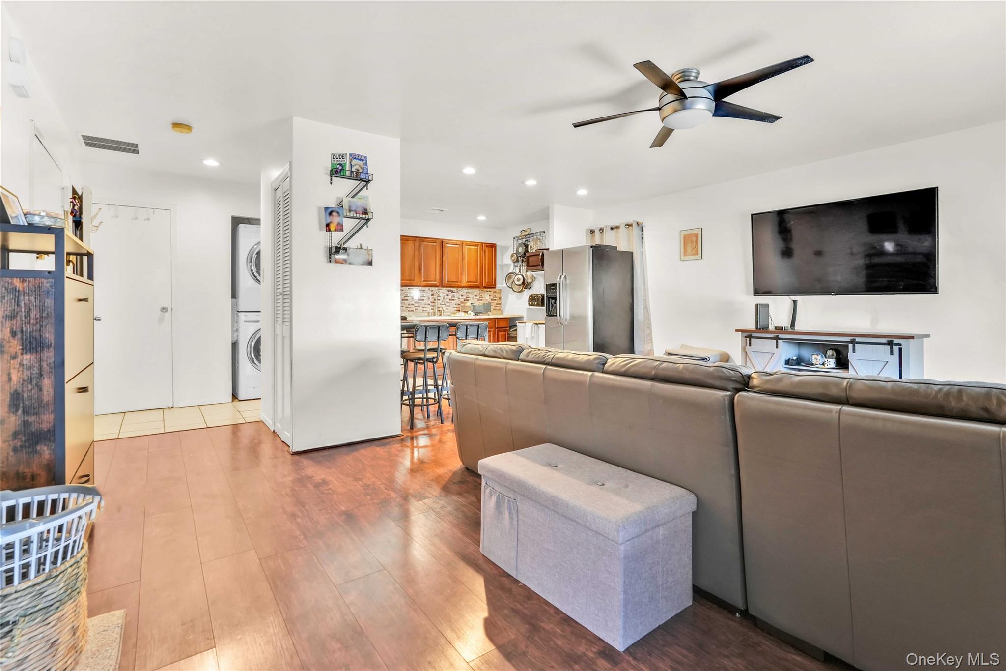 #6 photo, 785 E 160th Street, 브롱크스 Bronx , NY 10456