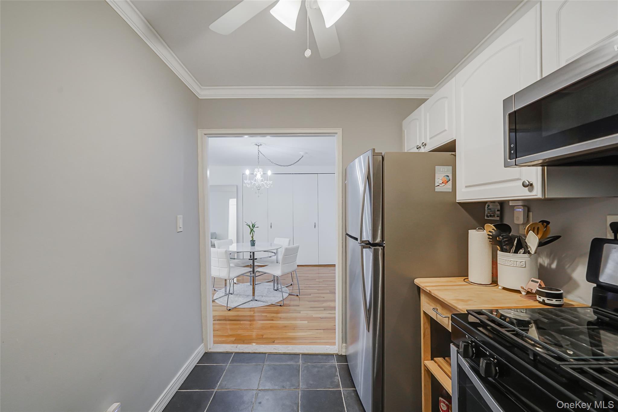 #11 photo, 410 E Broadway, Long Beach , NY 11561