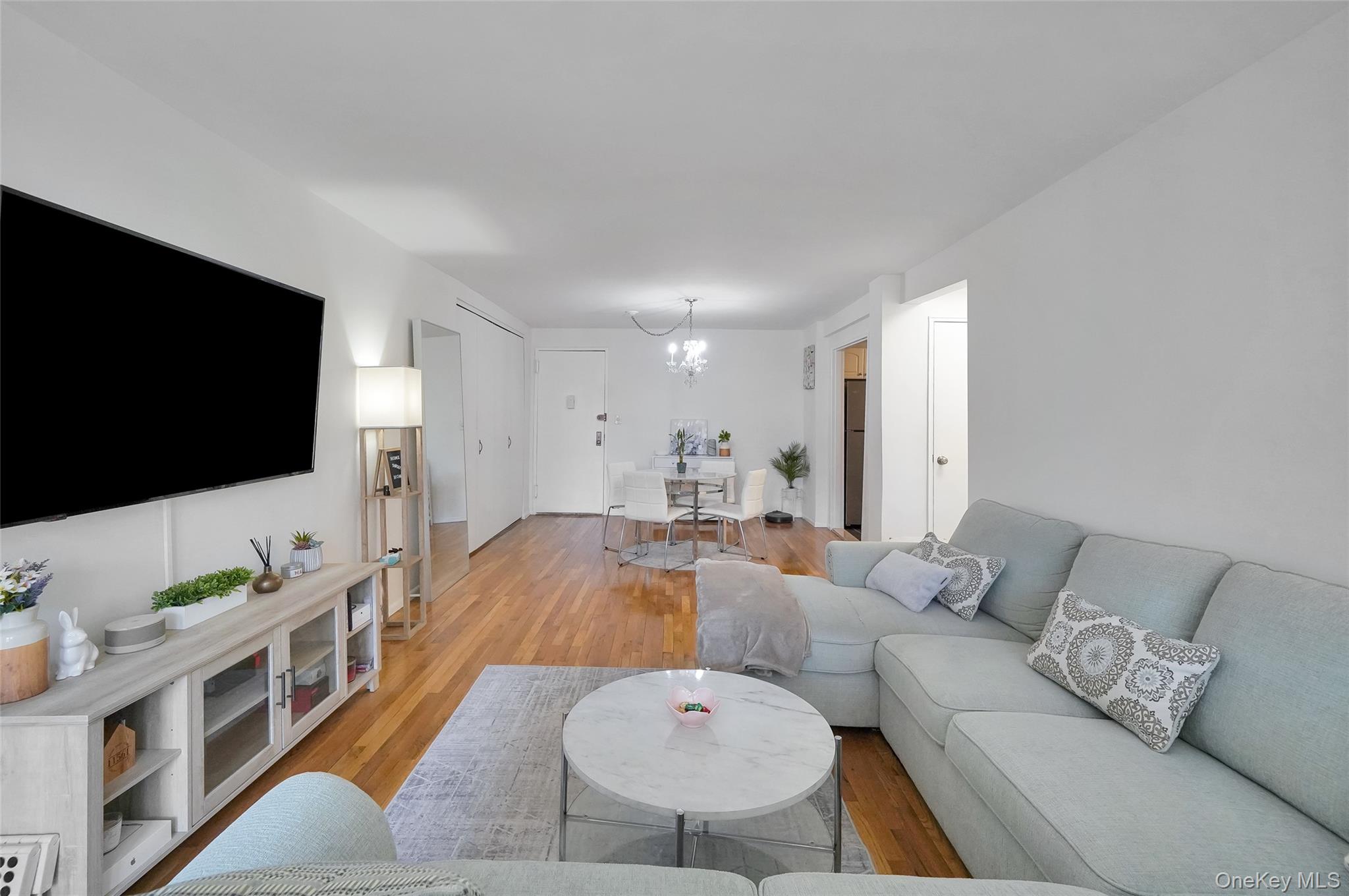 #9 photo, 410 E Broadway, Long Beach , NY 11561