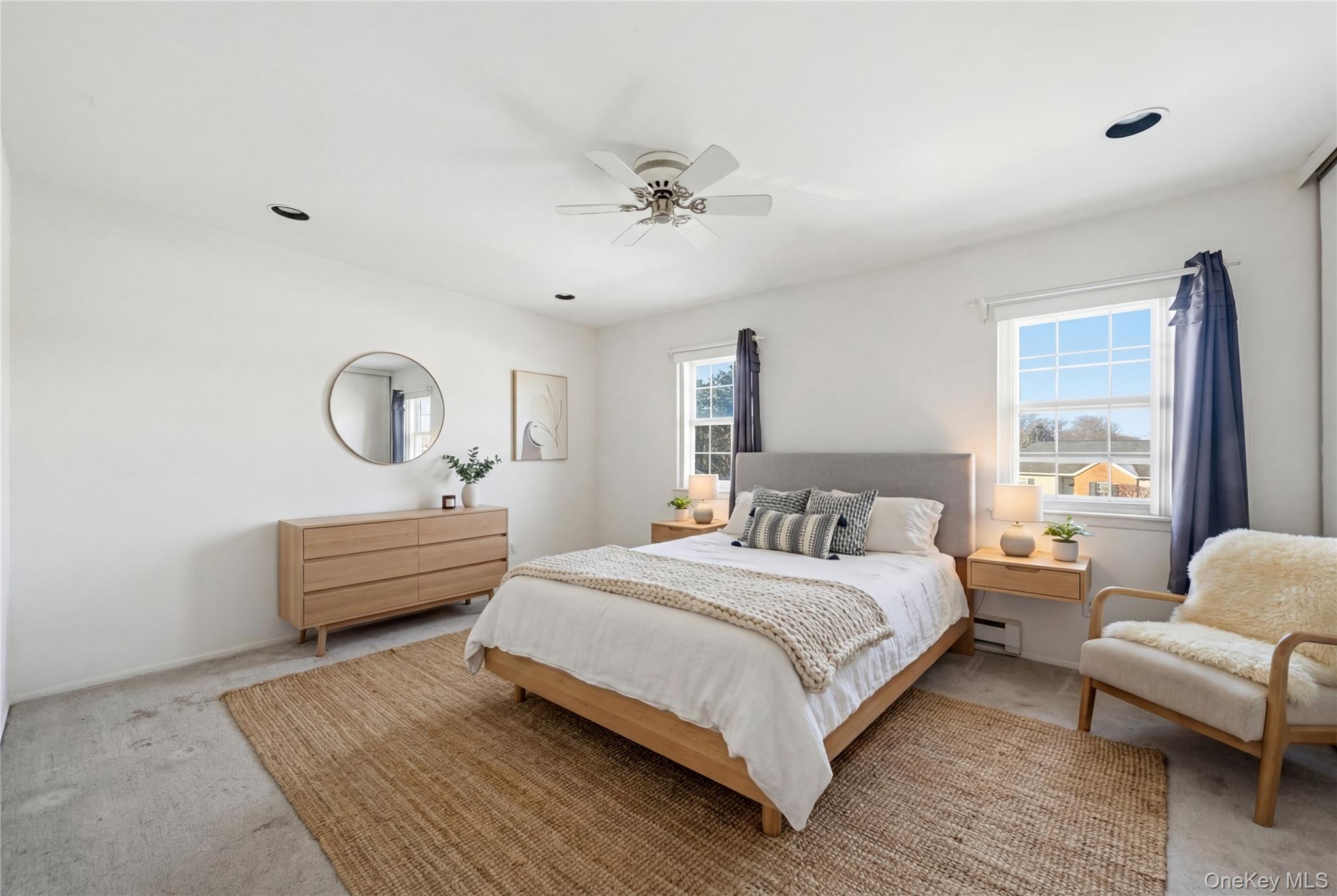 #15 photo, 170 Harbor, Amityville , NY 11701